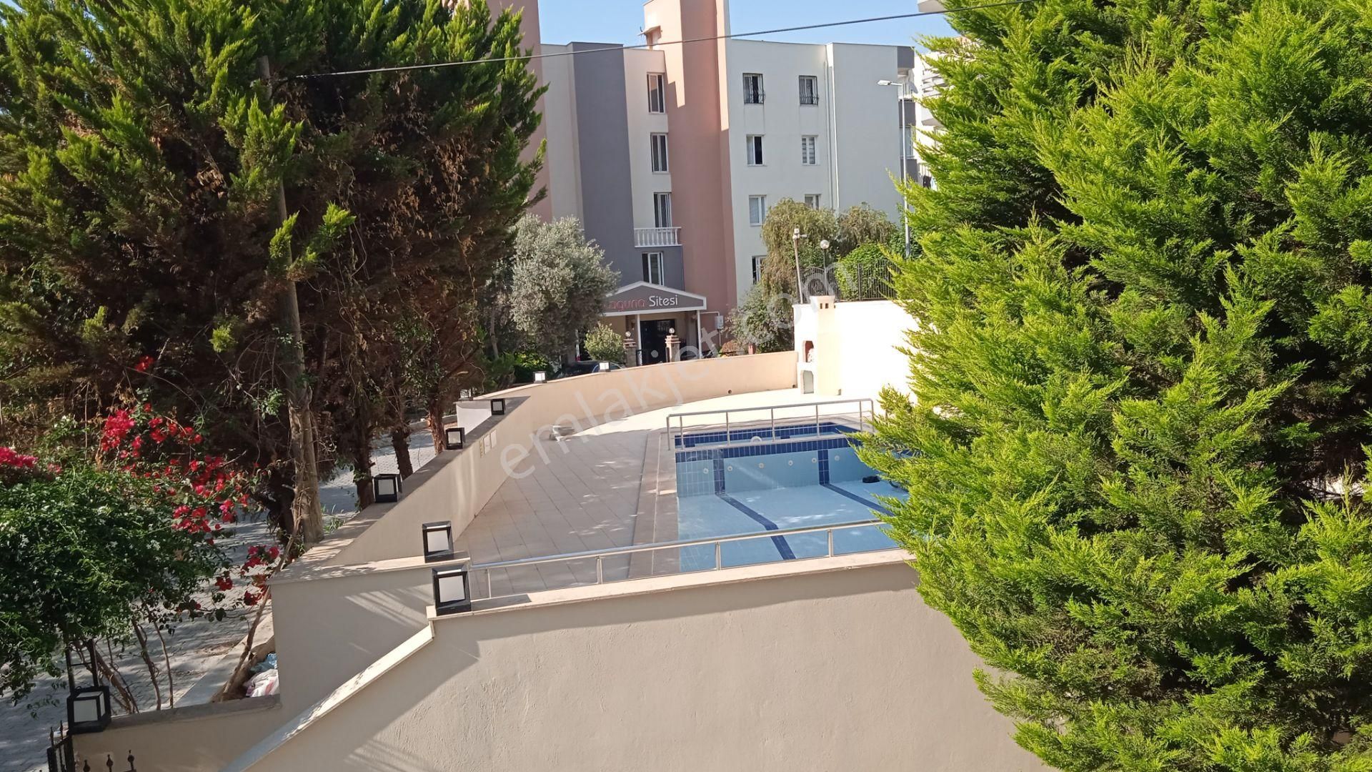 Kuşadası Kiralık Ege Mahallesinde Daire.