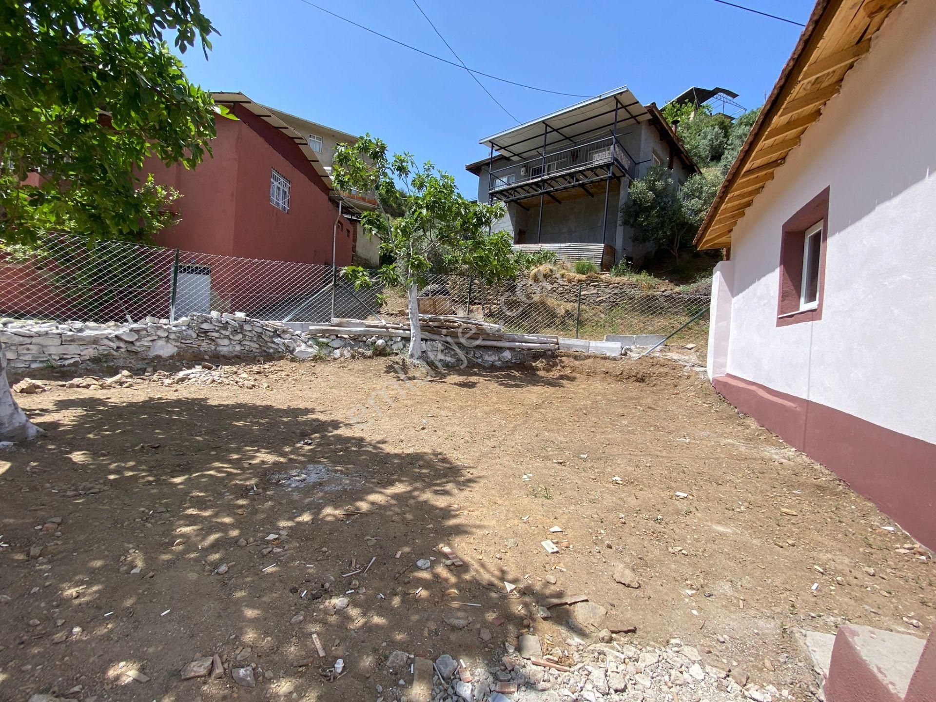 Gülcü Gayrimenkulden Beydağ Halıköy'de Satılık Bahçeli Müstakil Ev - Görsel 14