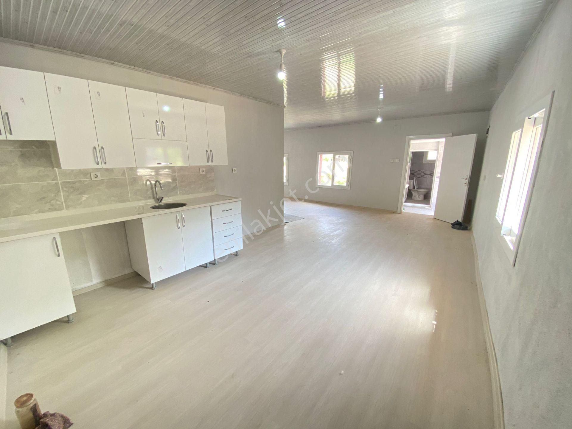 Gülcü Gayrimenkulden Beydağ Halıköy'de Satılık Bahçeli Müstakil Ev - Görsel 6