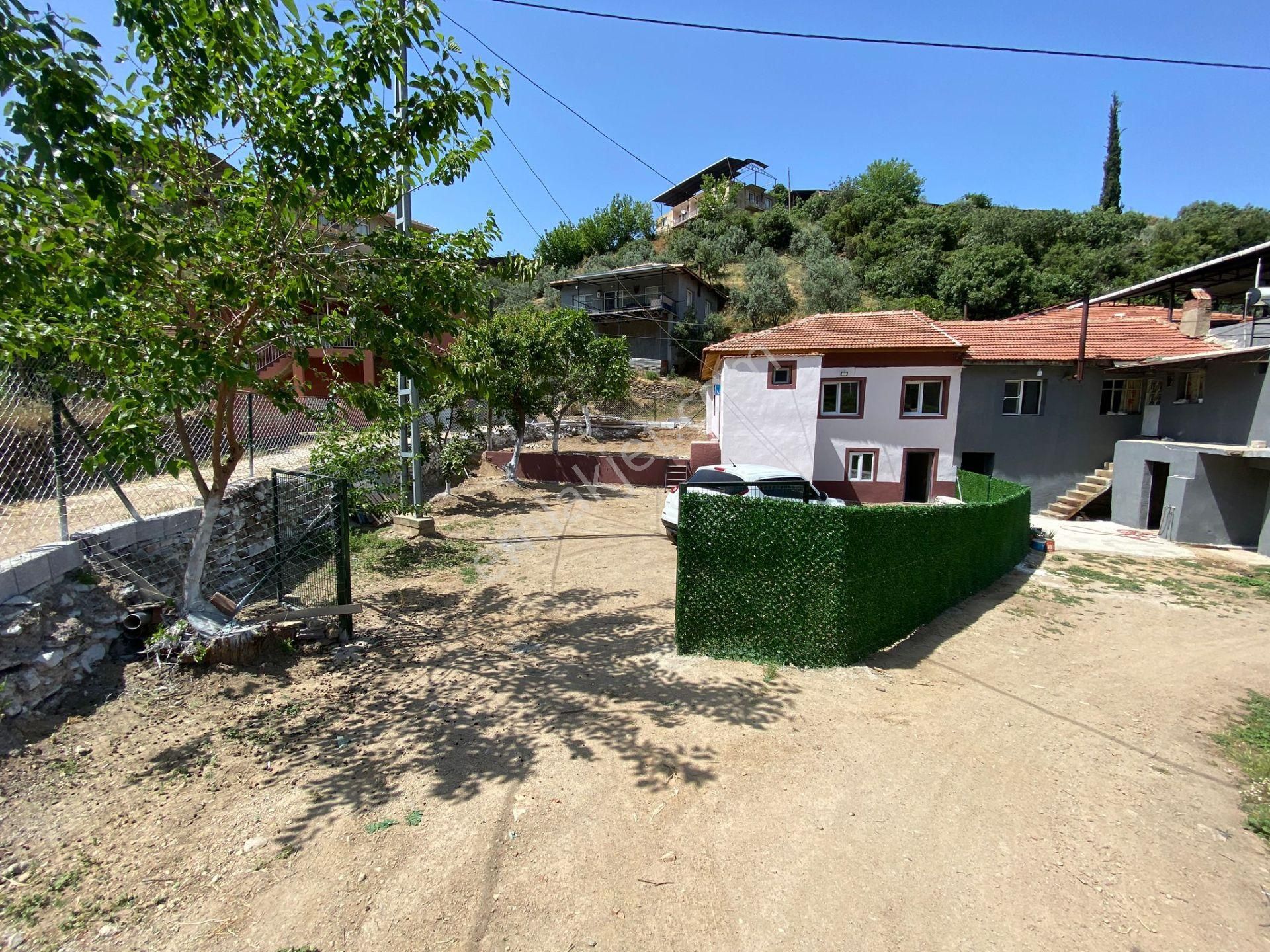 Gülcü Gayrimenkulden Beydağ Halıköy'de Satılık Bahçeli Müstakil Ev - Görsel 3