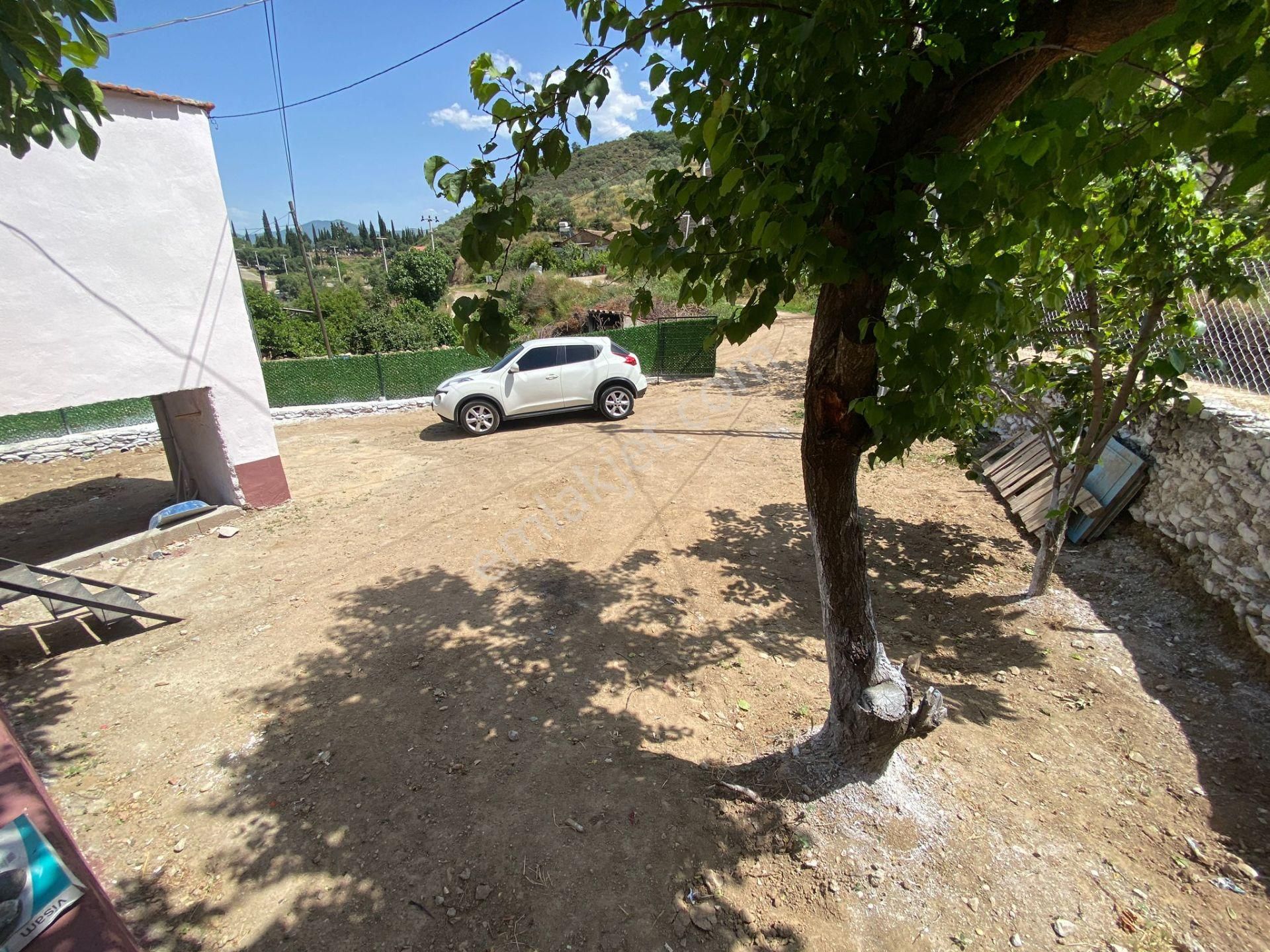 Gülcü Gayrimenkulden Beydağ Halıköy'de Satılık Bahçeli Müstakil Ev - Görsel 8