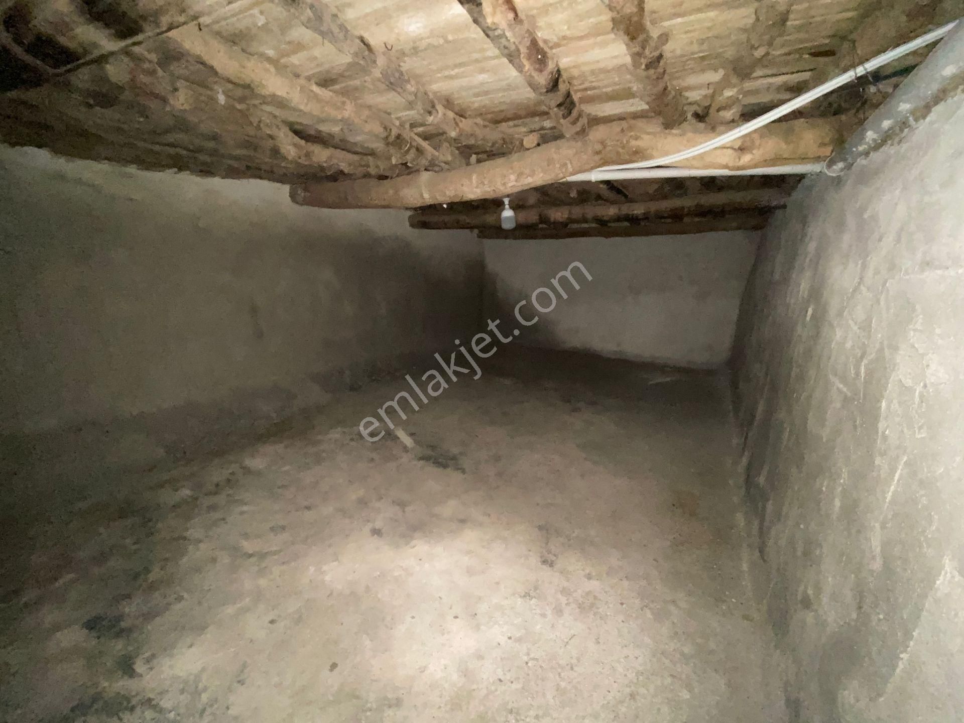 Gülcü Gayrimenkulden Beydağ Halıköy'de Satılık Bahçeli Müstakil Ev - Görsel 19