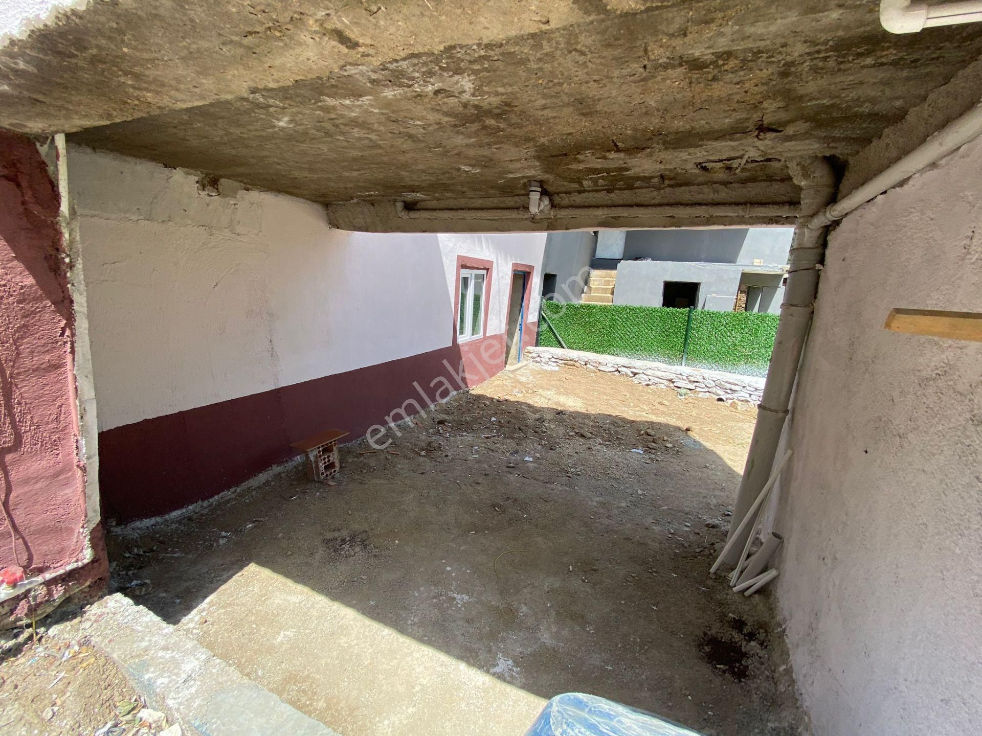 Gülcü Gayrimenkulden Beydağ Halıköy'de Satılık Bahçeli Müstakil Ev - Görsel 4