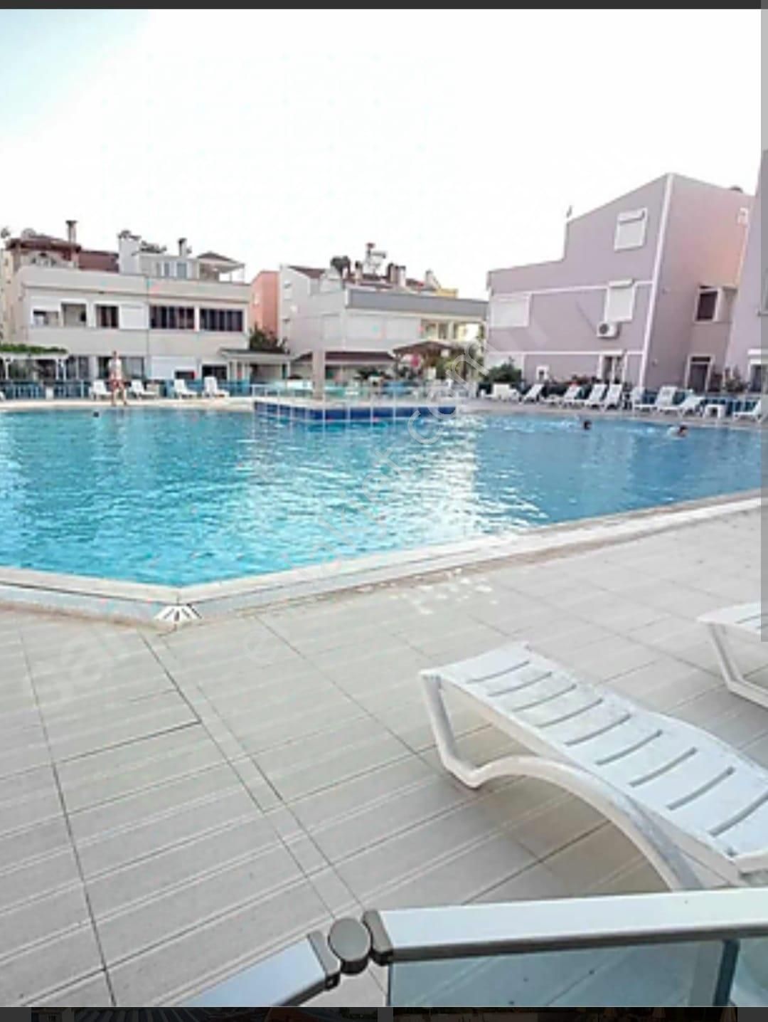 Tekirdağ Yeni Çiflik 2+1 Ünal 4 Sitesi Dubleks Daire Havuzlu Otopark Güvenlikli