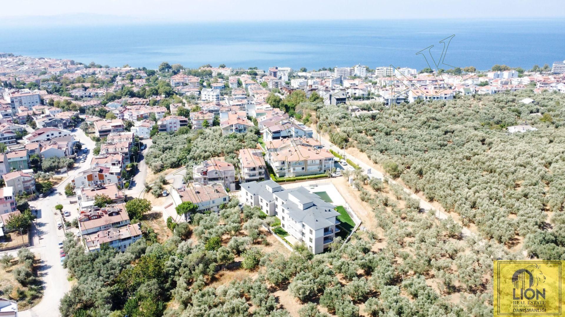 Erdek Atatürk Mahallesinde 2+1,sıfır Giriş Kat Satılık Yeni Tasarım Daire