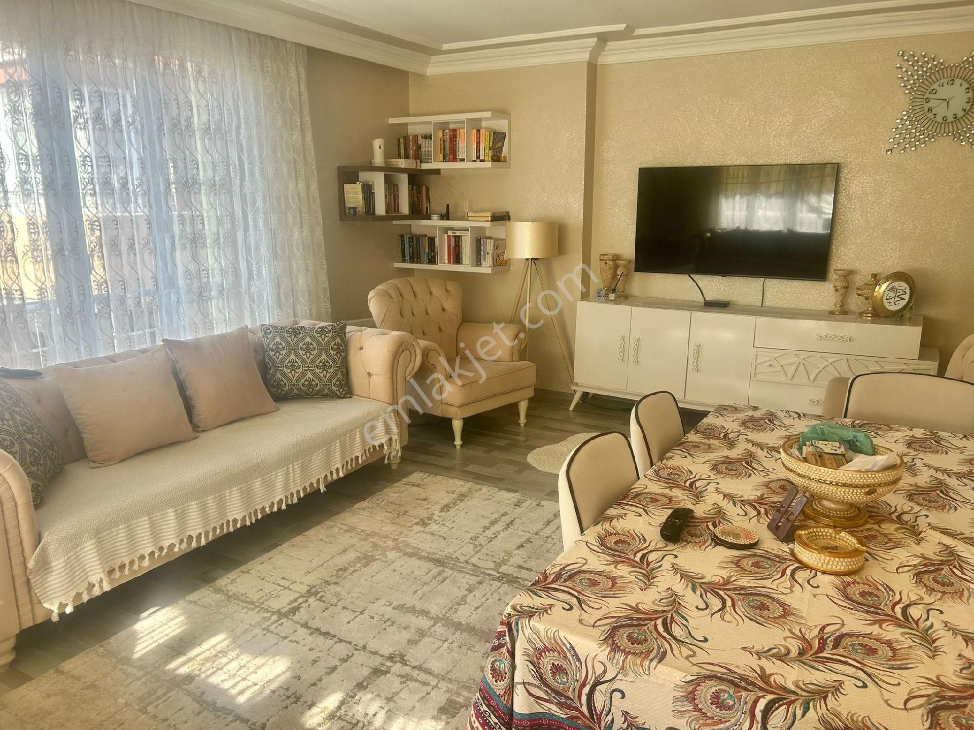 Tekirdağ 100 Yıl Mah Üst Yolda 2+1 Daire