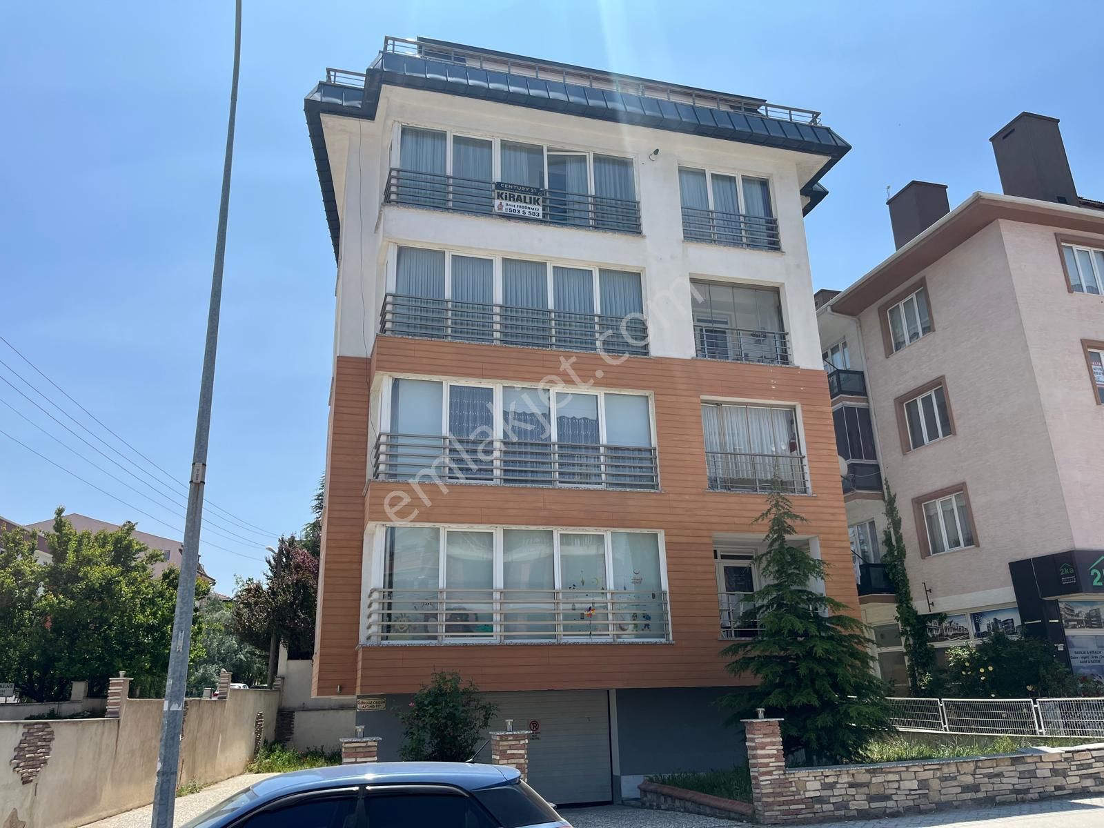Century 21 Vizyon'dan Gündüz Ökçün Bulvarında Kiralık 2+1 Daire