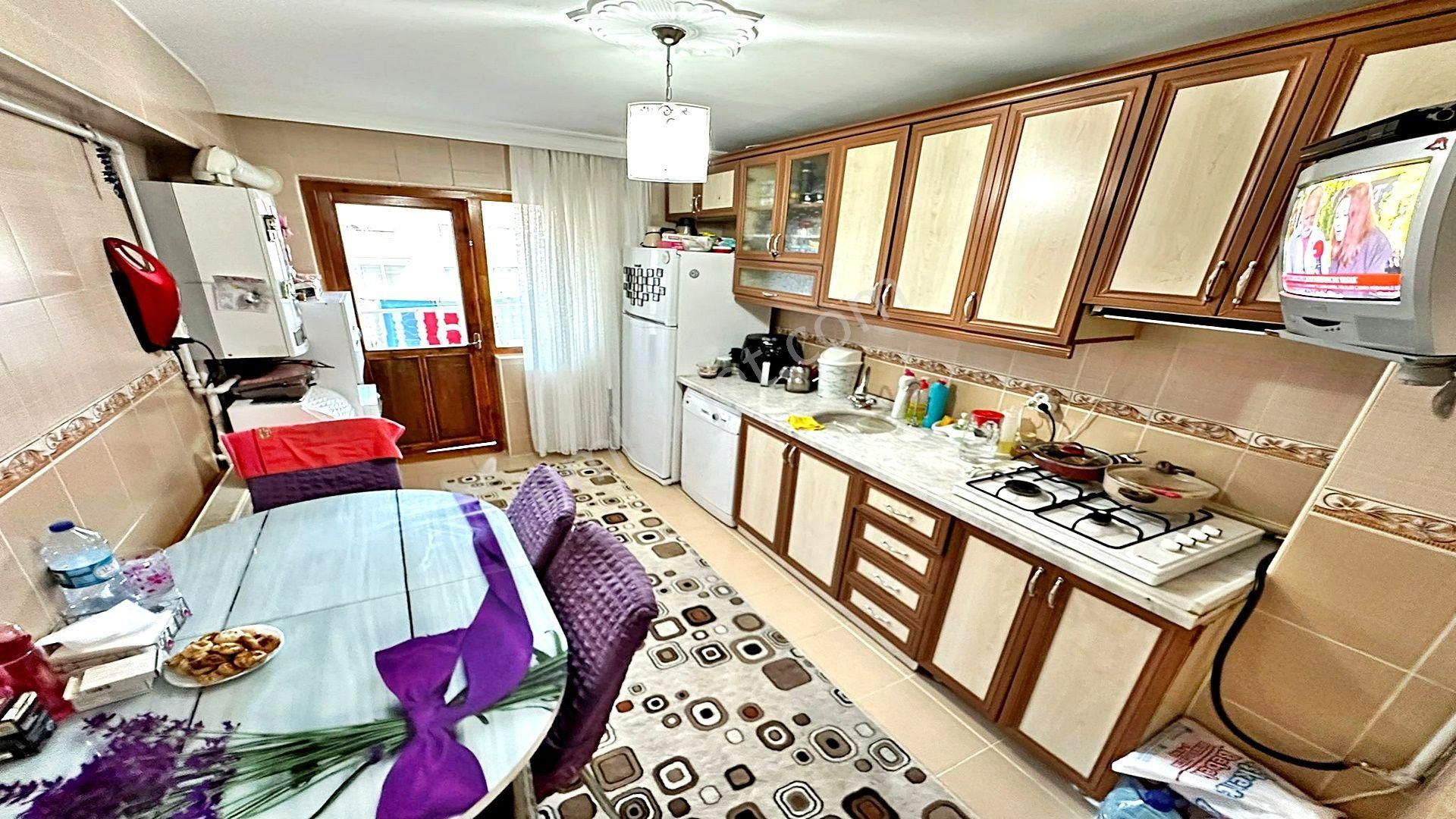 Ufuktepe Lcw Karşısı Katta 3+1 Masrafsız Kök Tapulu