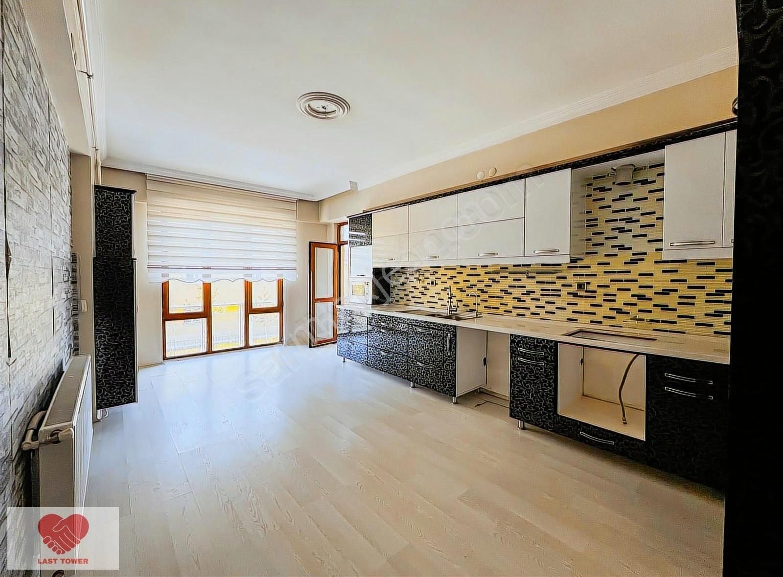 Kiralık Dubleks Daire Site İçinde Sakin Ve Ferah Yaşam