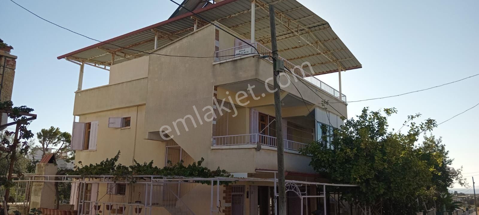 Memurdan 4+2 Villa, 3 Katlı, Deniz Ada Manzaralı, Eşyalı,müstakil