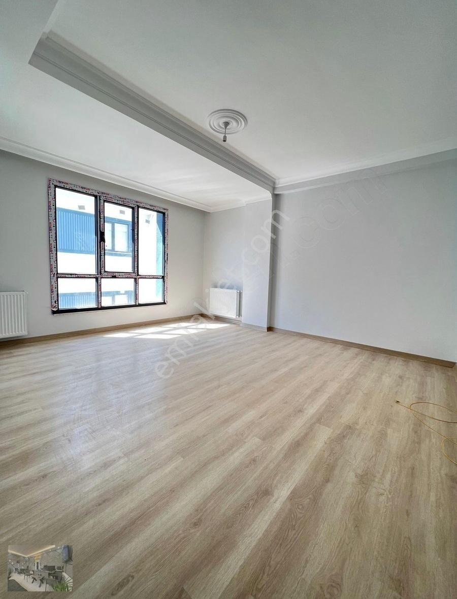 Abdurrahmangazi Mah Satılık 4+1 A Kalite Üst Dublex Daire....
