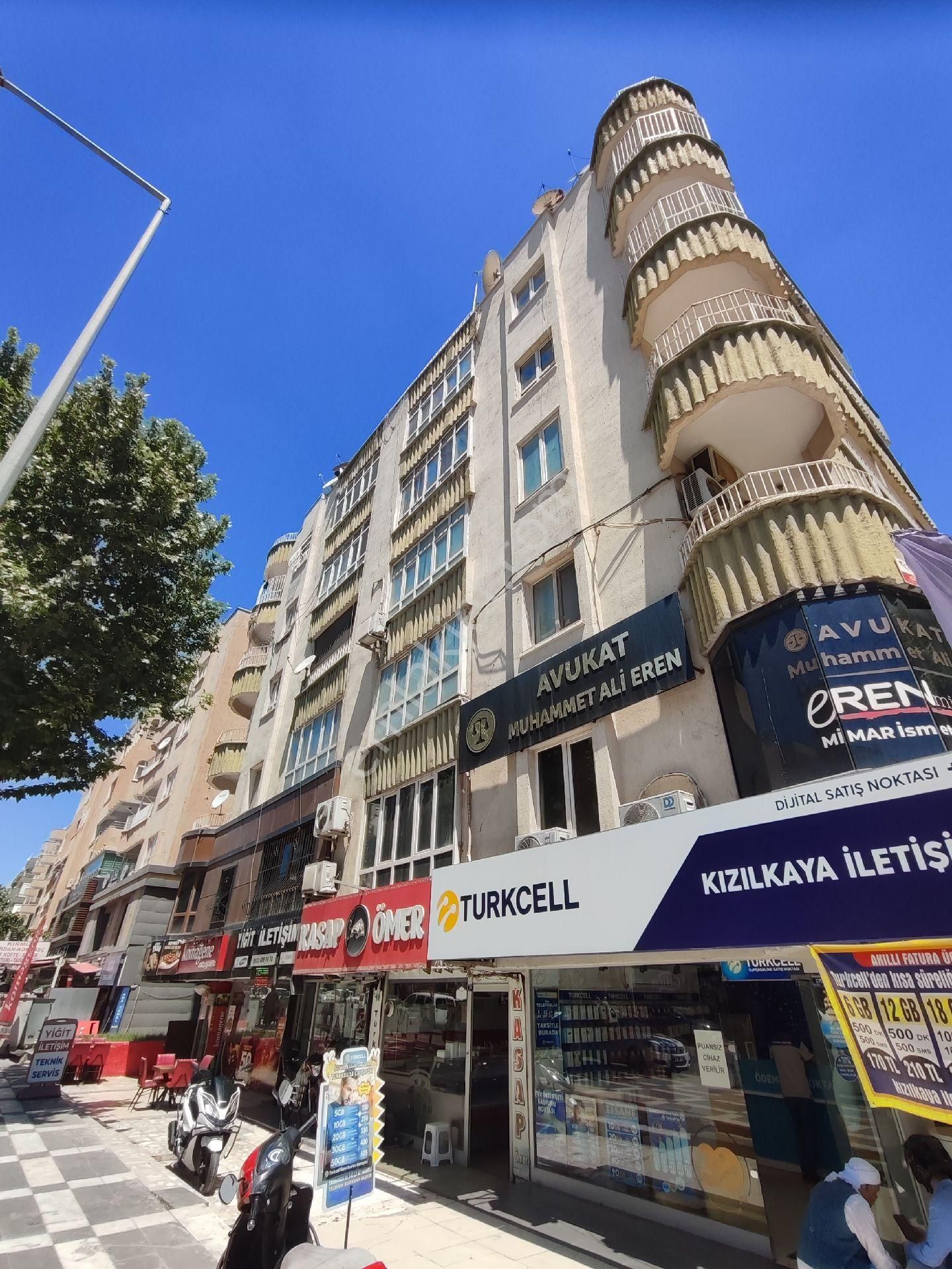 Cadde 17 Emlaktan Yenişehirde 3+1 Son Kat