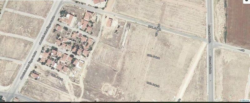 Karaman Karademir Emlak'tan Yenişehir Mahallesi 419 M2 Satılık Arsa