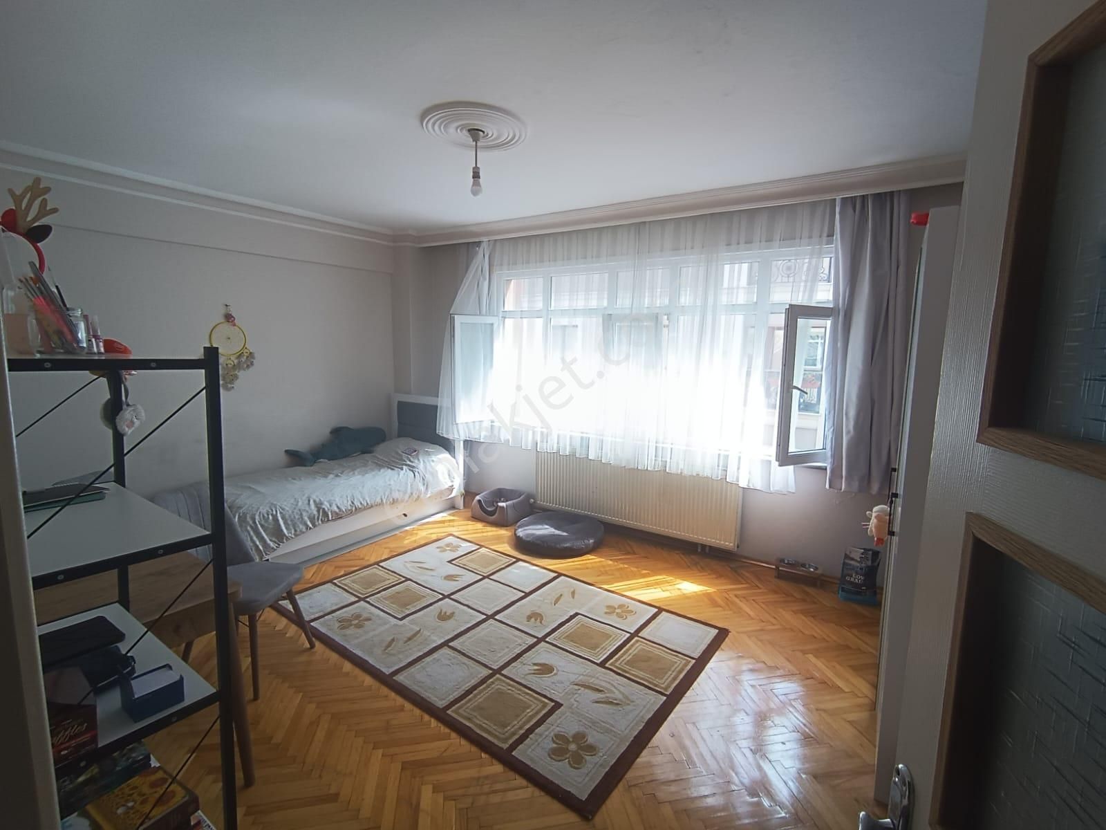 4.levent Metroya 3 Dk. 1+1 Kiralık Daire,artum'dan