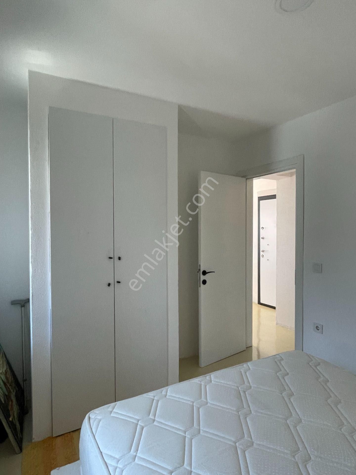 Gümbette Plaja 100 Mt Eşyalı Yeni 1+1 Yazlık Daire - Görsel 11