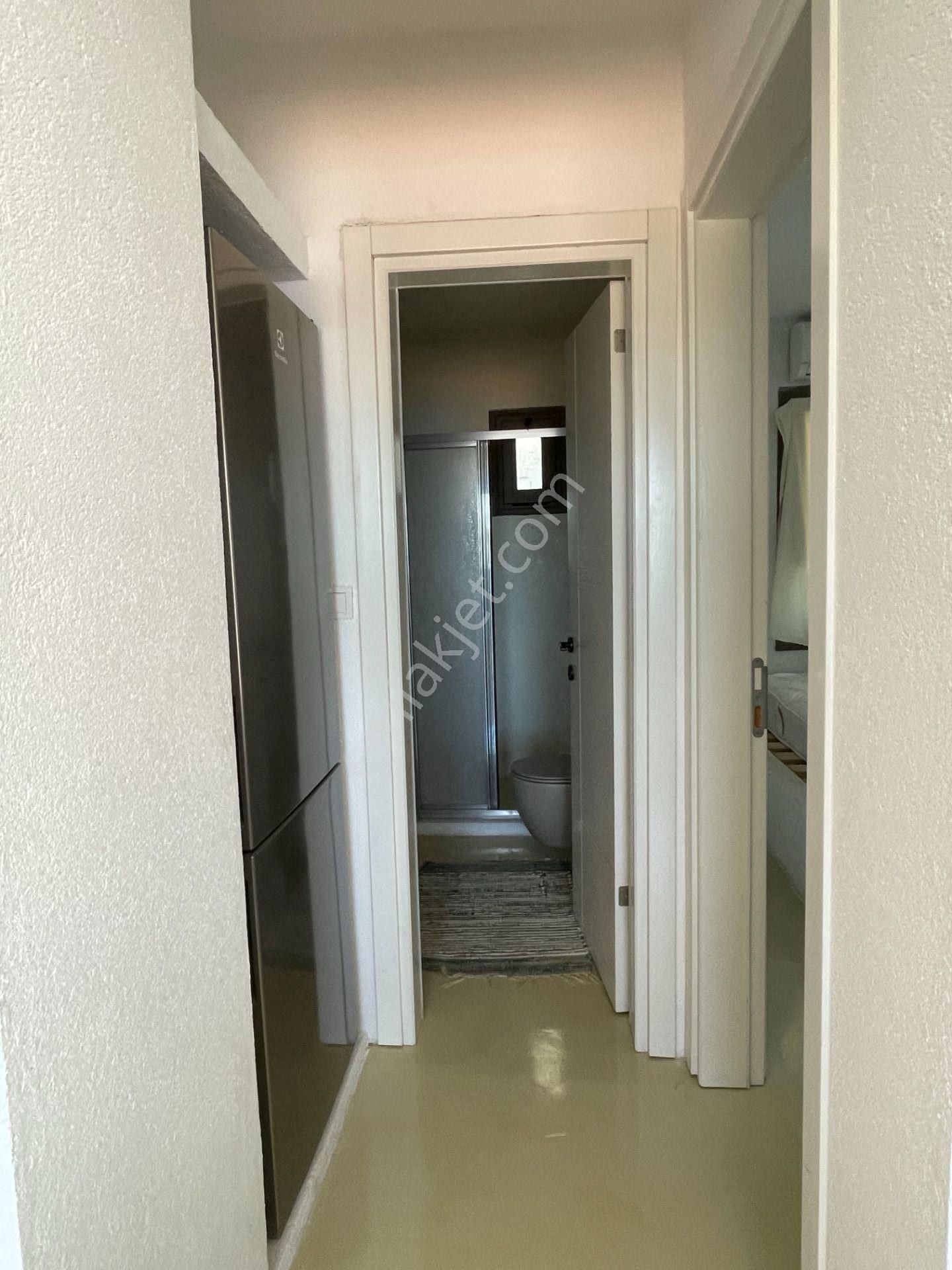 Gümbette Plaja 100 Mt Eşyalı Yeni 1+1 Yazlık Daire - Görsel 9