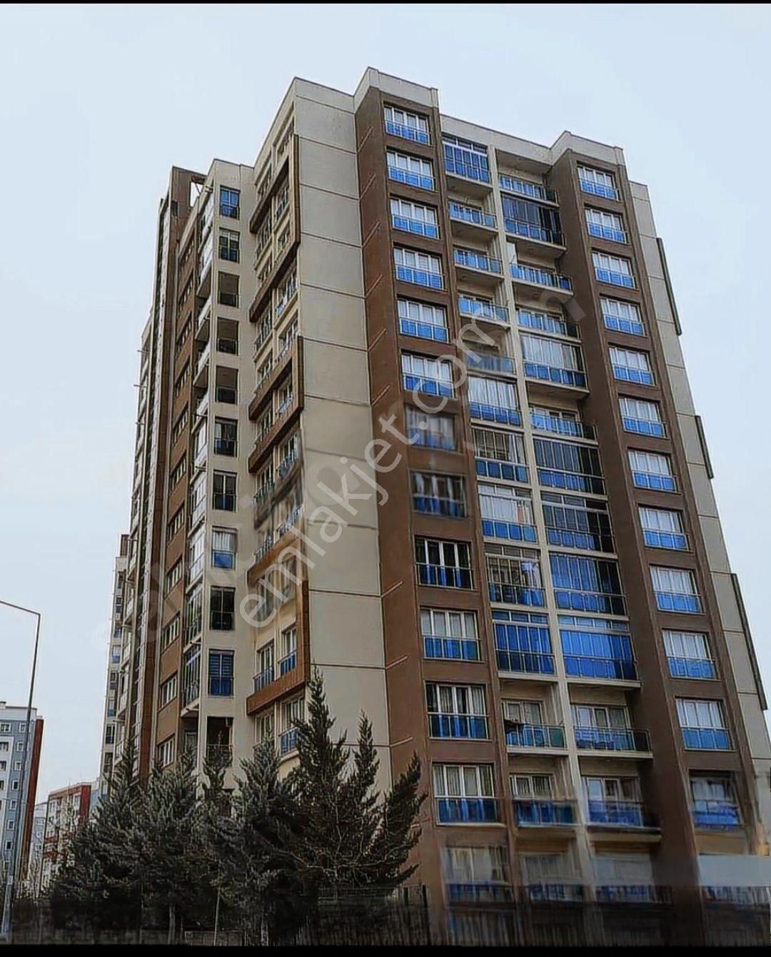 Niğde Merkez Efendibey Kentsel Dönüşüm Rezidansta Borçsuz 4+1 Acil Satılık Daire