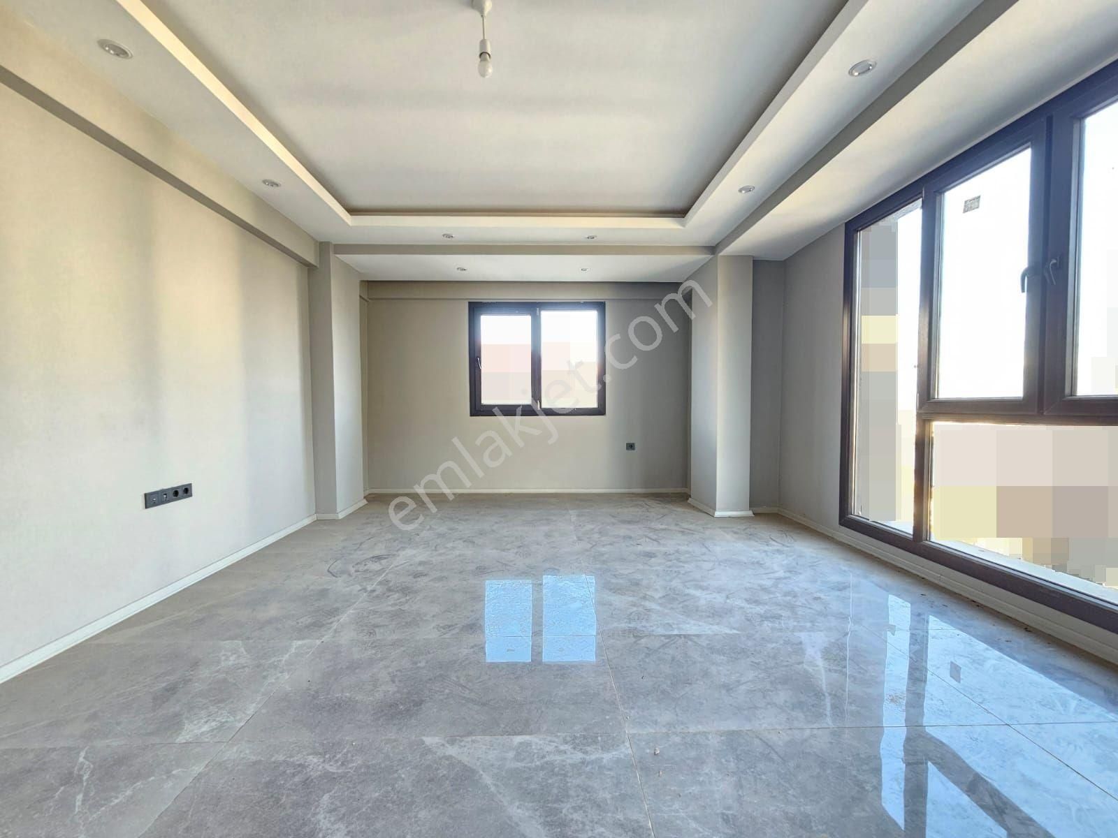 Denizli Çakmak Ta 3+1 160 M2 Pazaryerine Yakın Merkezi Konumda Lüks Satılık Daire