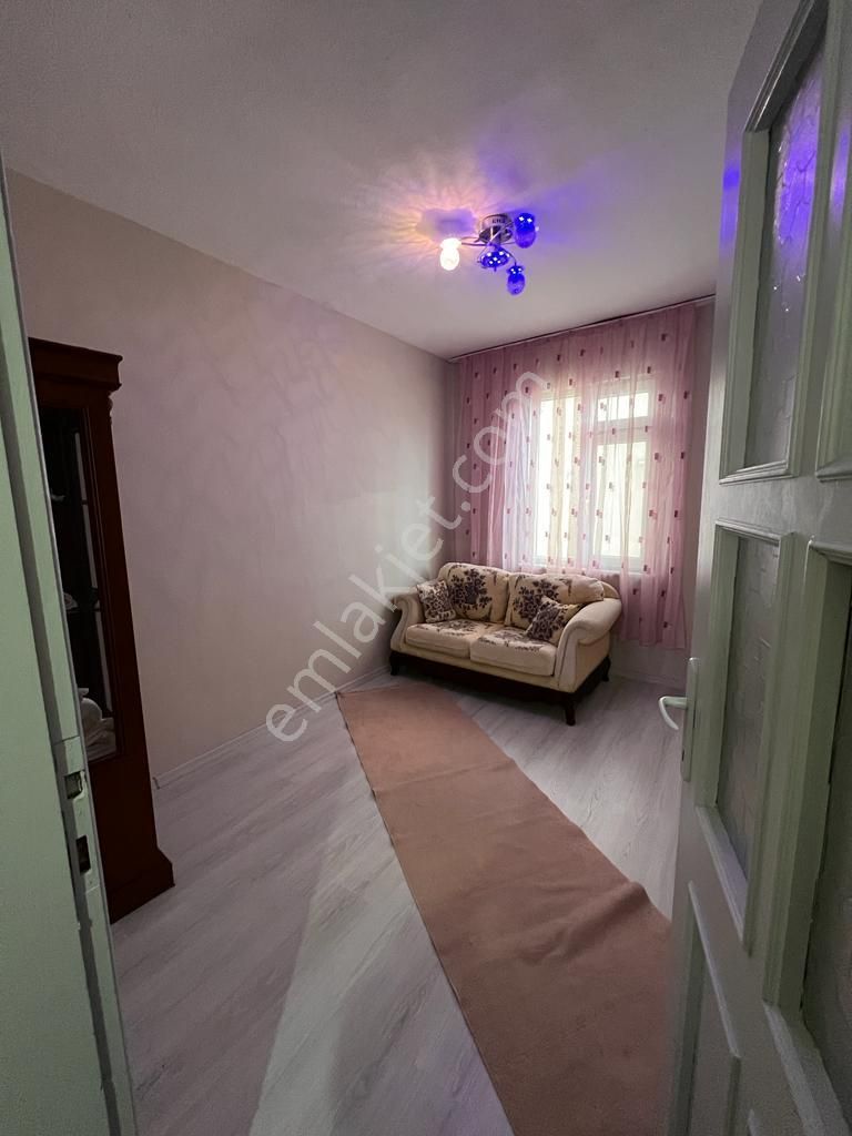 Şarköy Mürefte Mahallesi / 2+1 / 90m2 / 3 Kat Satılık Yazlk