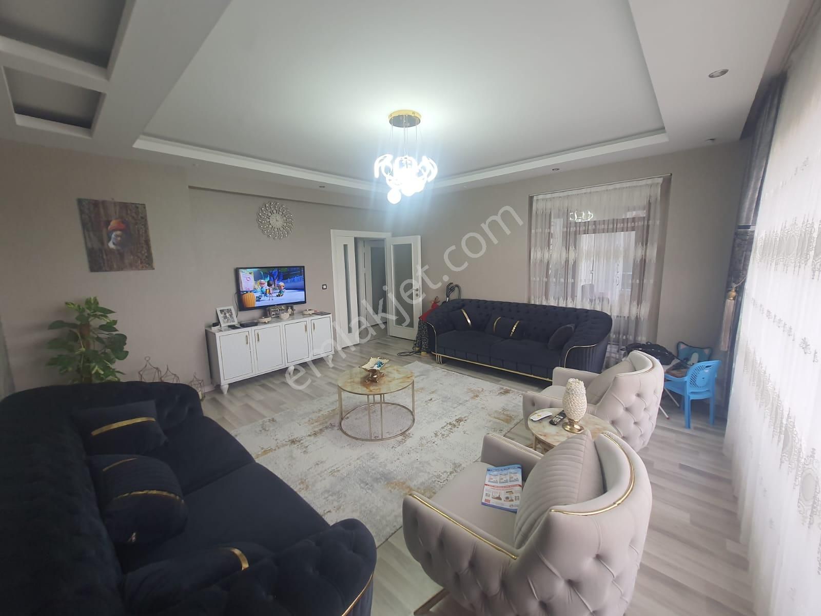 Grand Group'tan Göletli Park Civarı 3,5+1 Satılık Daire
