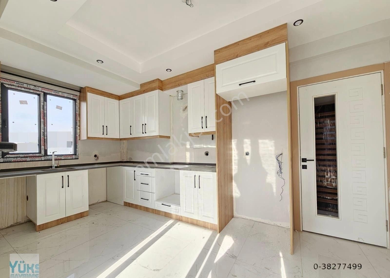 Denizli Şemikler De 3+1 150 M2 Naz Bayrağa Yakın Satılık Daireler
