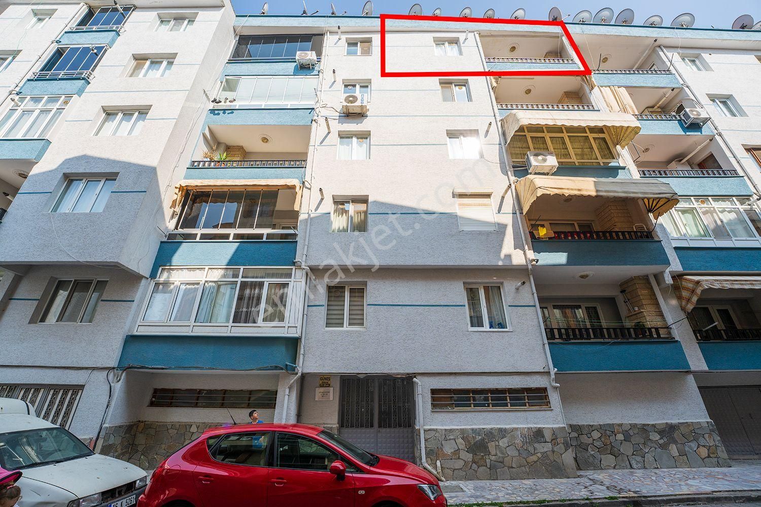 C21 Cius; Özdilek Civarında Güneş Sitesinde 3+1 Satılık Daire