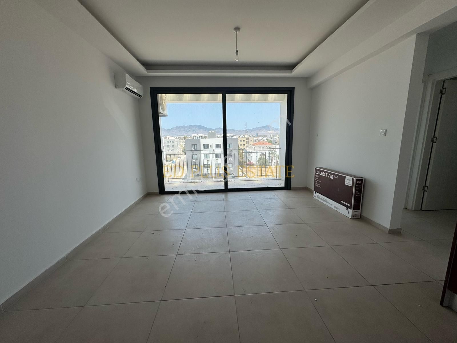 Lefkoşa Gönyeli Girişinde Yeni Full Beyaz Eşyalı Satılık 2+1 Yeni Daire