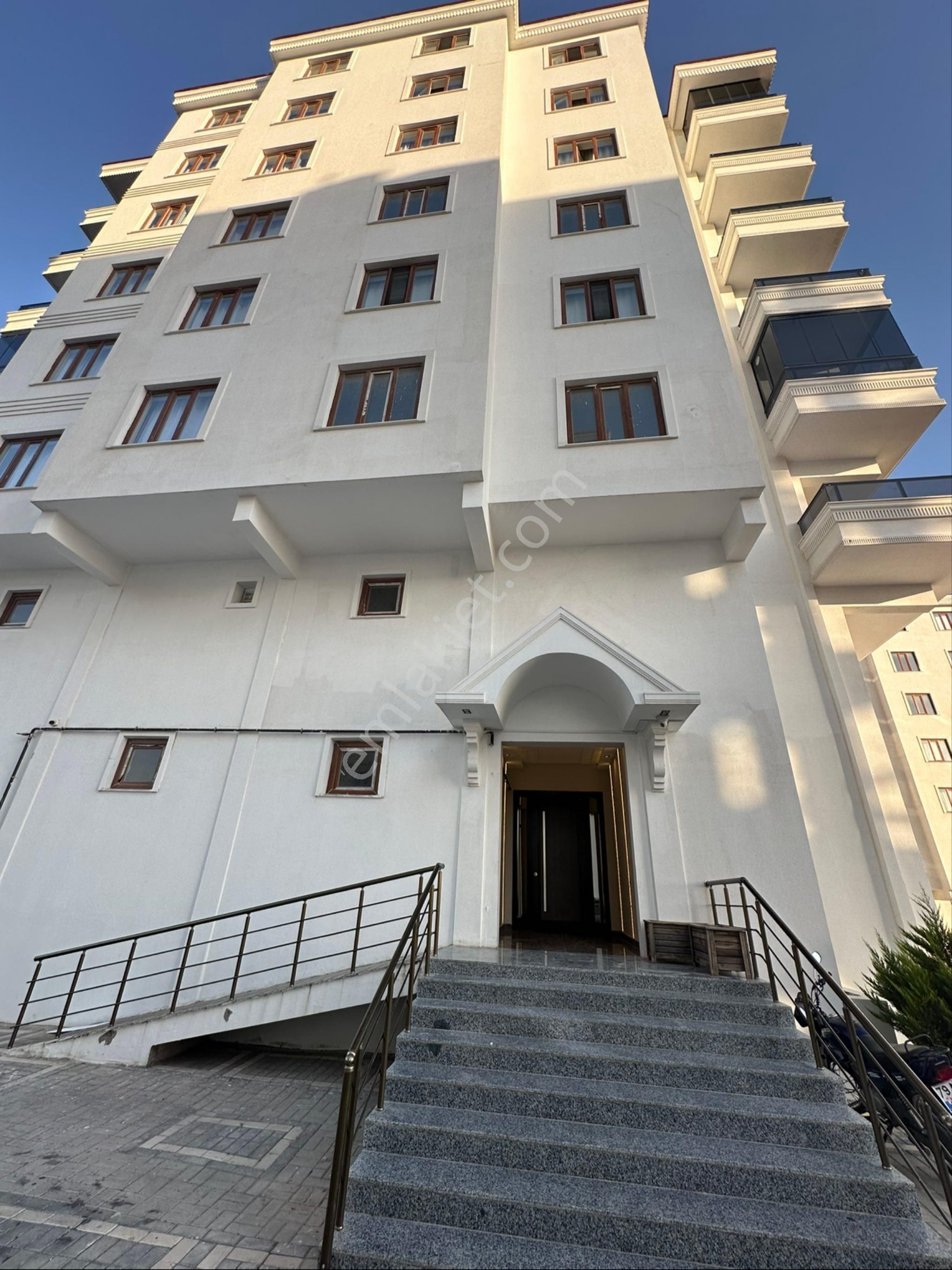 Uyaran79 Gayrimenkulden Necmettin Erbakan Tapulu 2+1 Daire