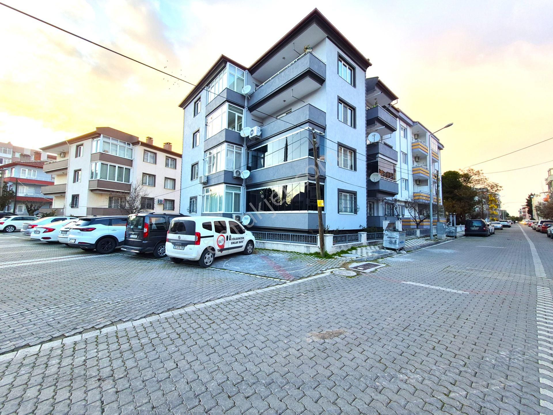 El/ya 'dan Bahçelievler Yarış Ortaokulu Arkası ~ 3+1 ~eşyalı