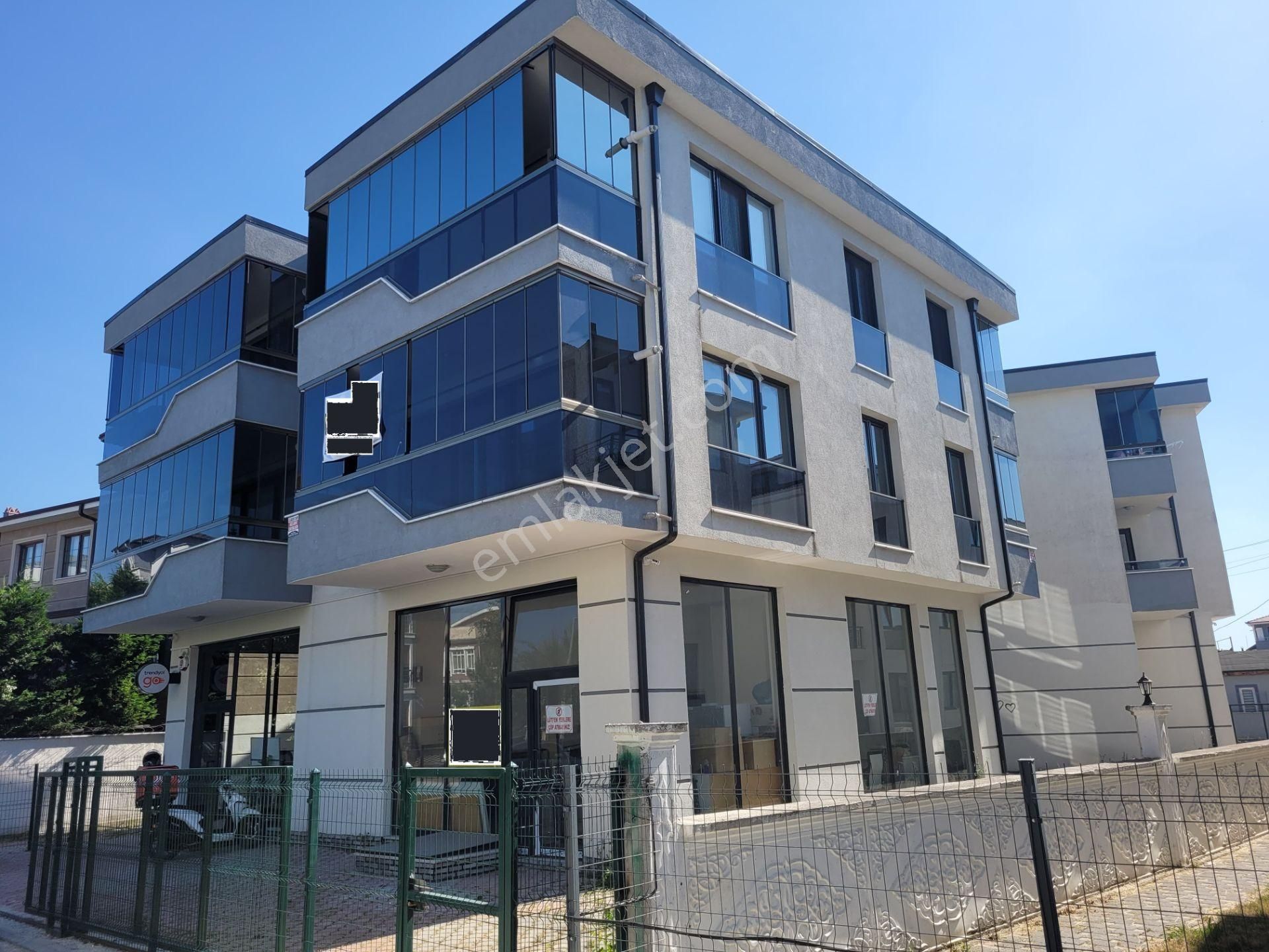 Adapazarı Kaymakamlık Yanı Satılık Asansörlü Çift Balkonlu 2+1 Daire...