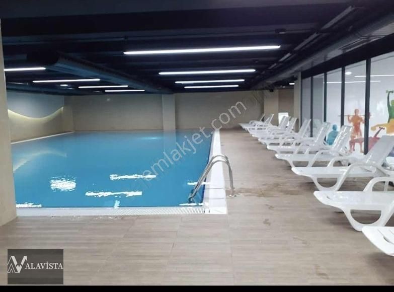 Adım İstanbul Sitesi 4+1 Satılık Daire