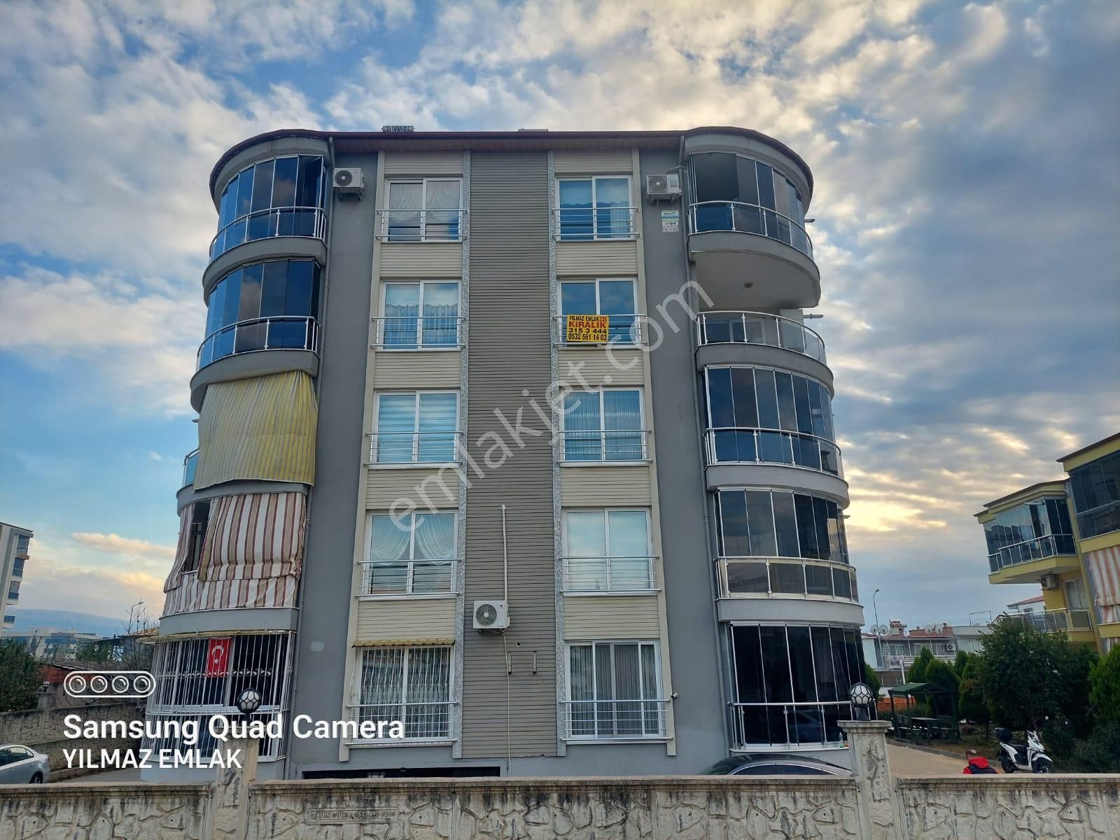 238 Yeşil Mahallesinde Kiralık 3+1 Doğalgazlı Daire