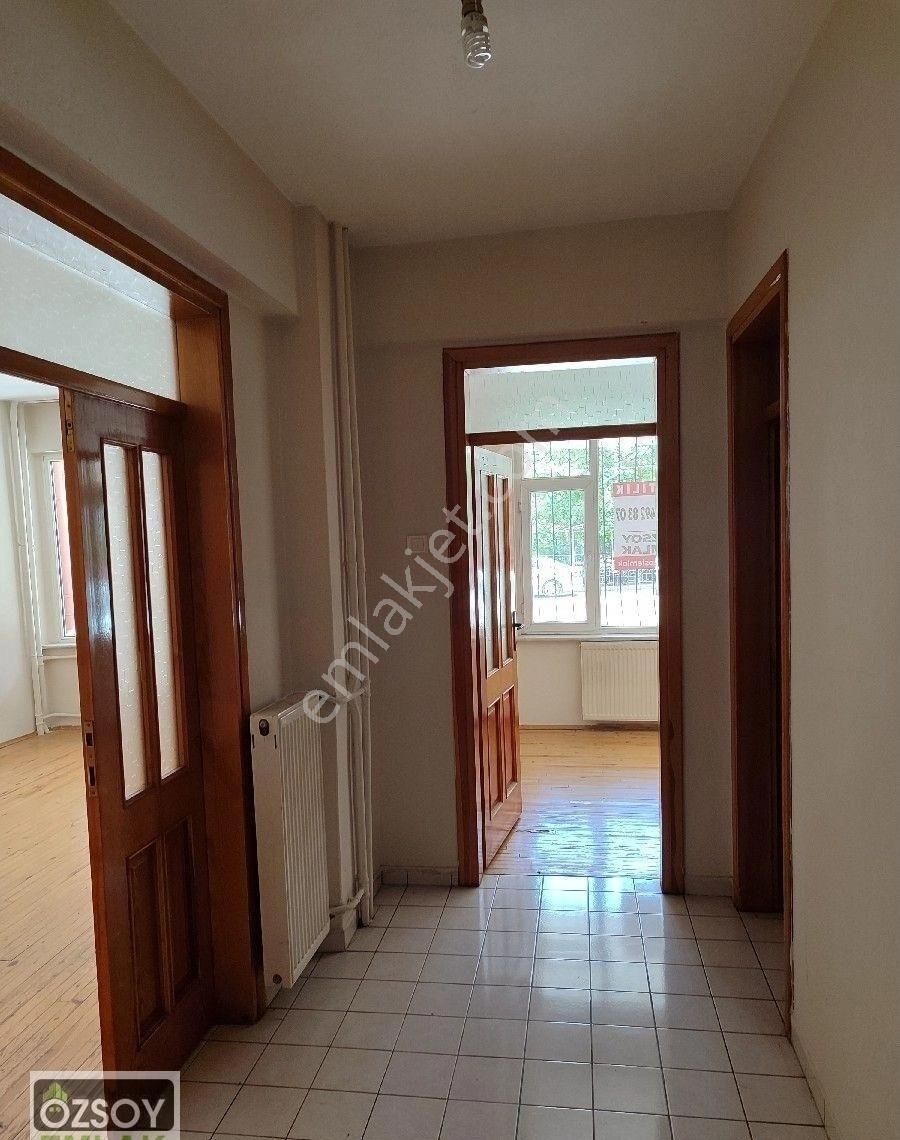 Işıklar Mah.satılık3+1 Giriş Katı