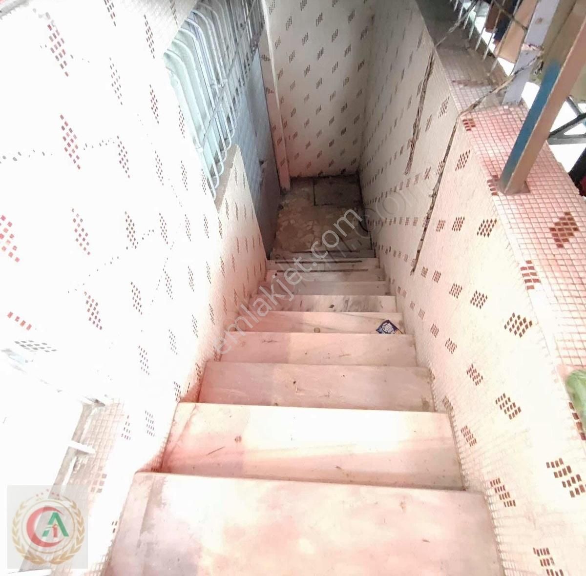 Akdoğan Gayrimenkul Tramvaya Yakın Kiralık 130m2 Bodrum Dükkan