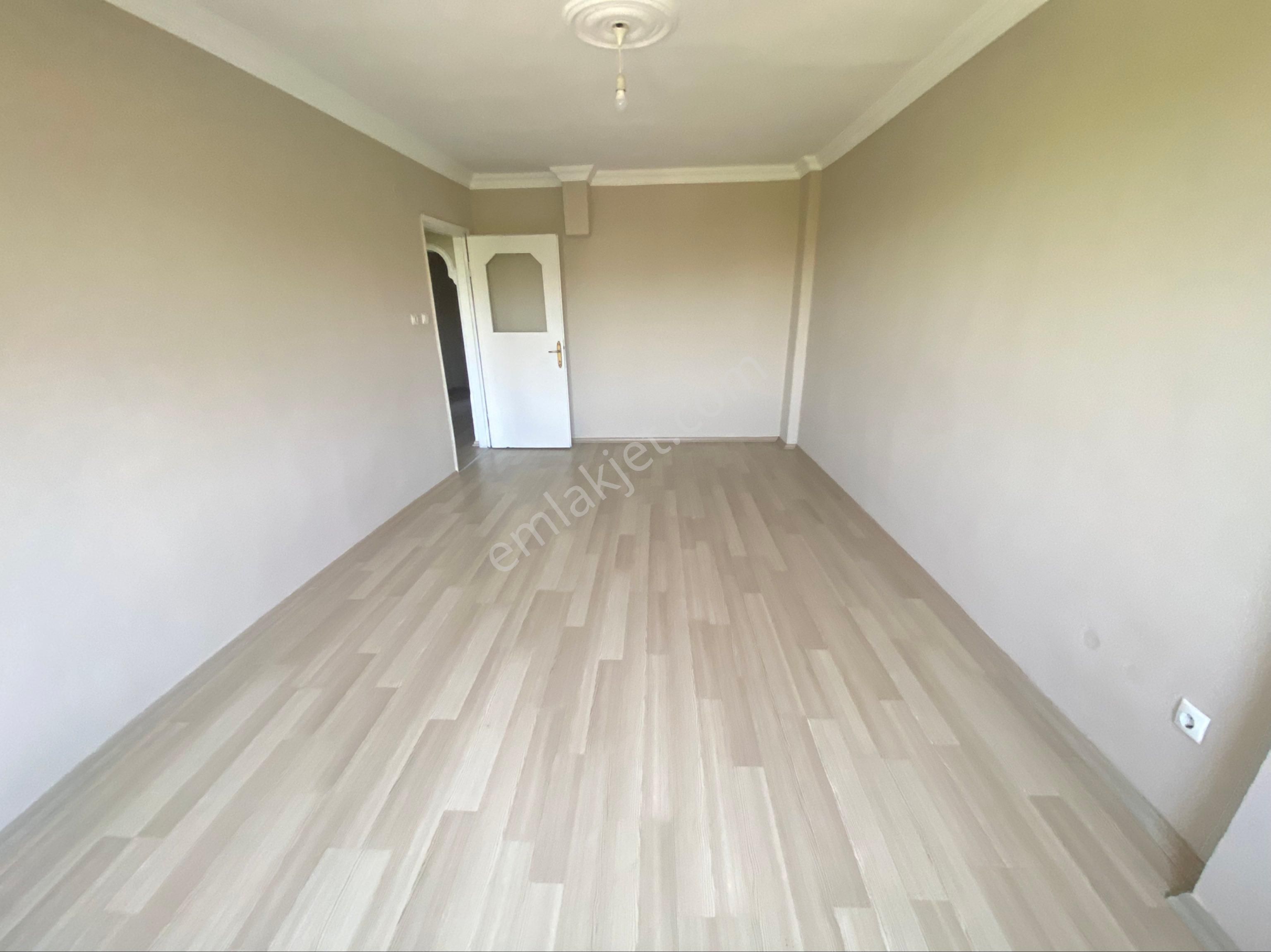 Çorlu Merkezde Satılık 2+1 Daire