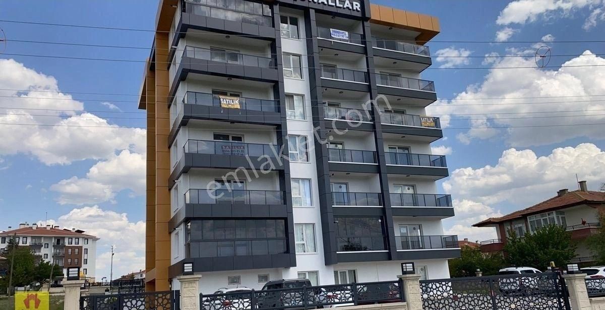 Çubuk Millet Bahçesi Manzaralı Sıfır 1+1 Katta Daire