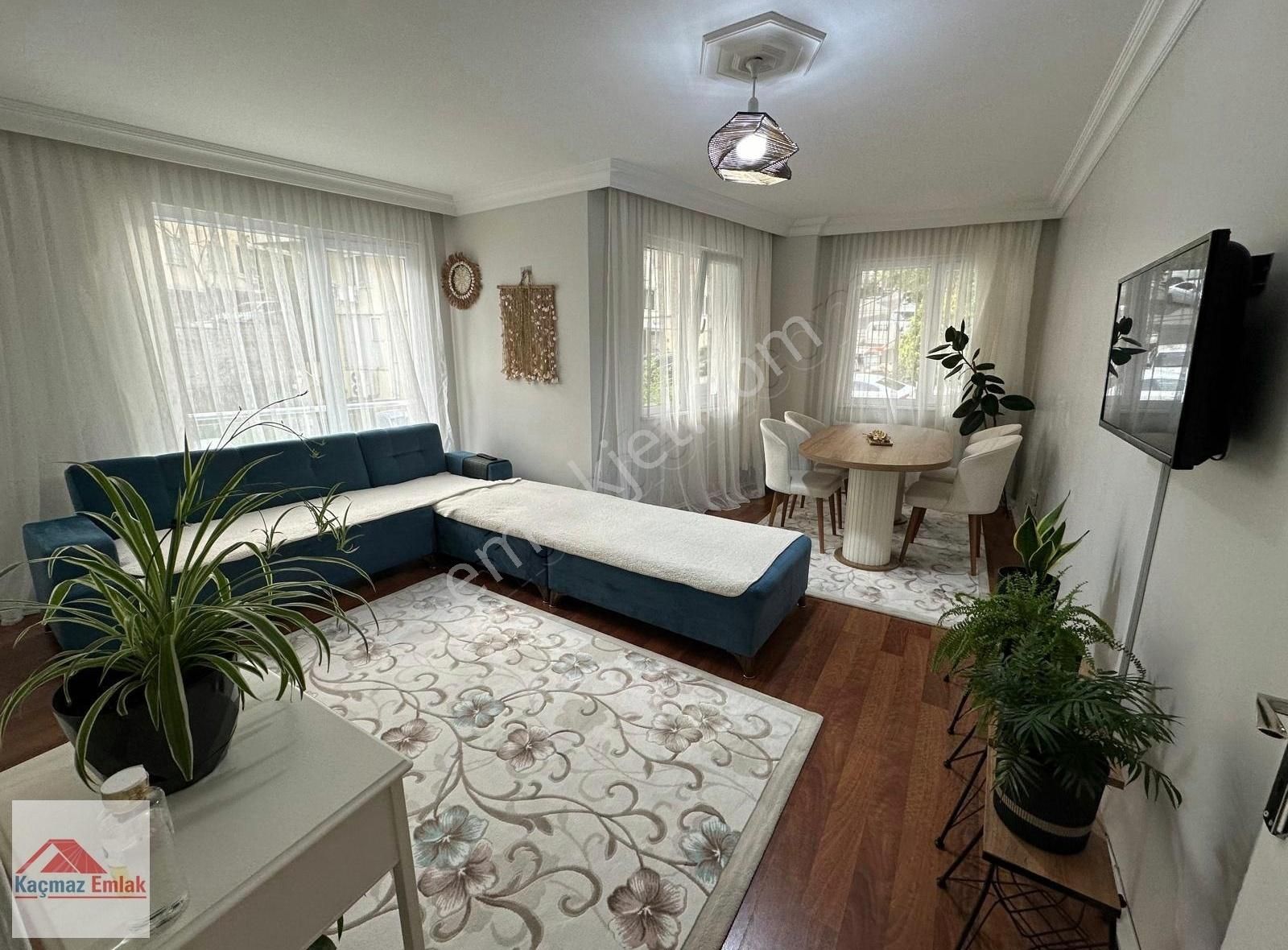Maltepe Fındıklı'da Çok Geniş Ebeveyn Banyolu Kiralık 3+1 Daire