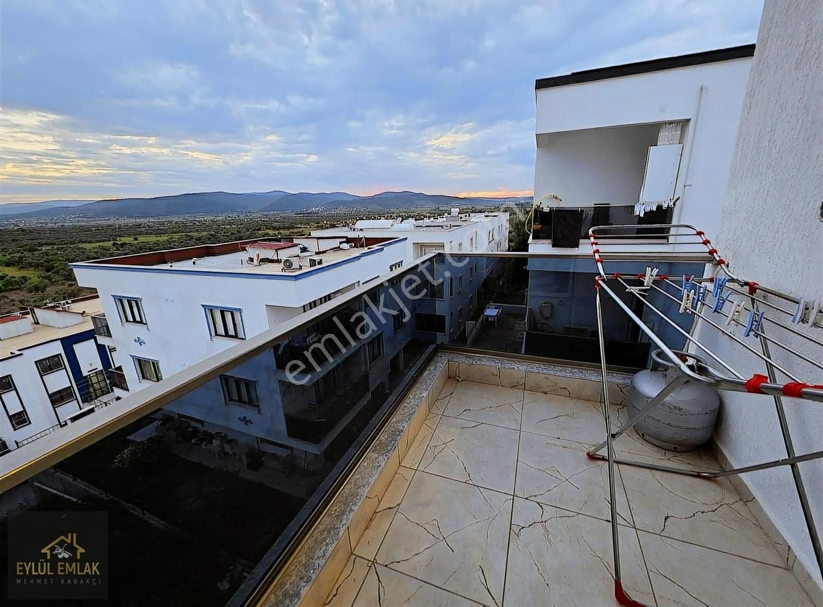 Mumcular Merkezde Satılık 2+1 Daire - Görsel 3