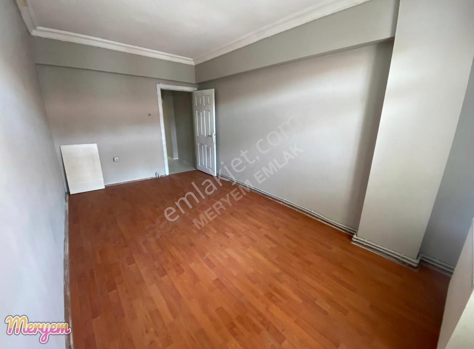 Uygun Fiyatlı Haftanın Fırsat 3+1 Kiralık Dairesi