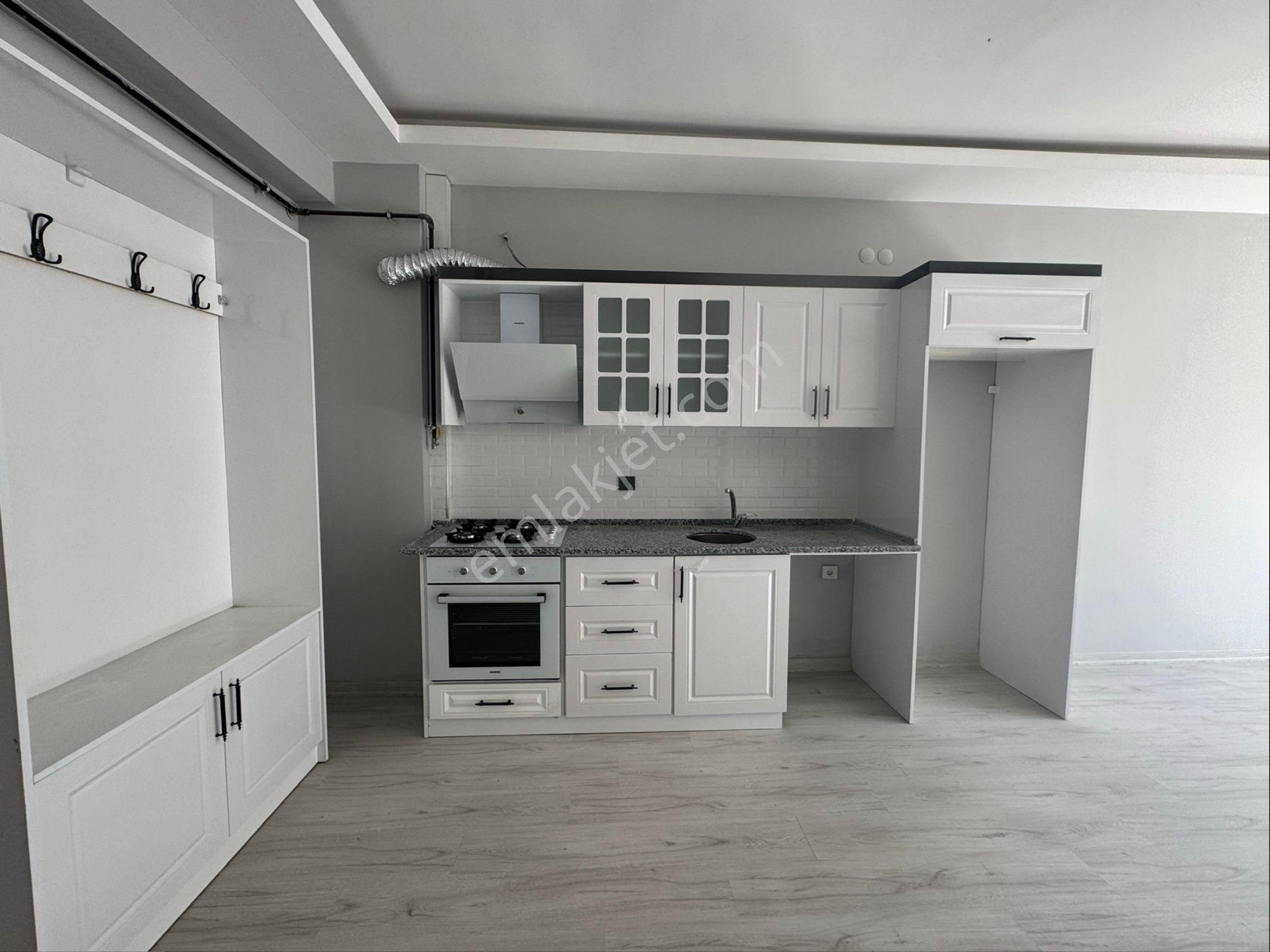 Atakum Pamuklu Bulvarında Geniş 1+1 Kiralık Daire