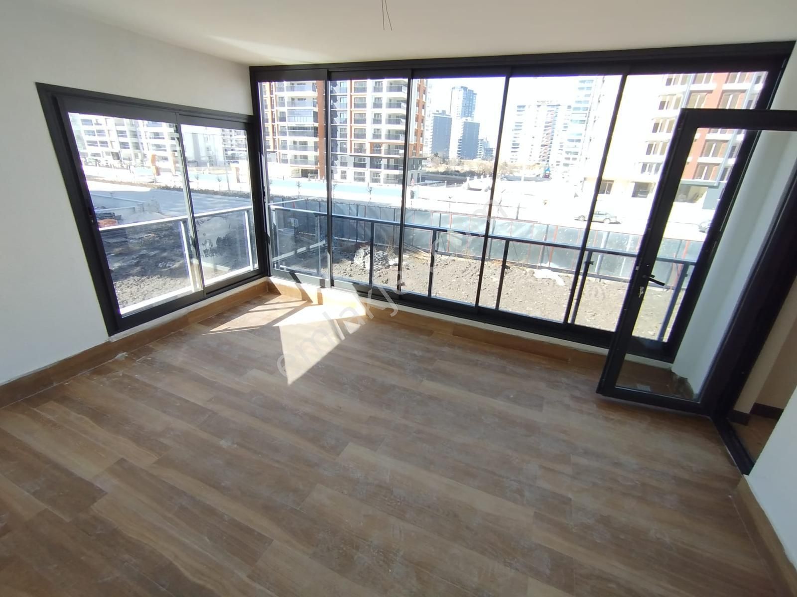 Ovacık Merkezinde Ada Murfaklı 4+1 Sosyal Donatılı Site Daire! - Görsel 22