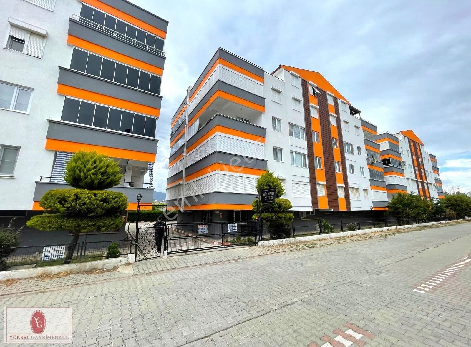 Yüksel'den Altınkumda Site İçinde Arakat Öncephe Fırsat 2+1daire