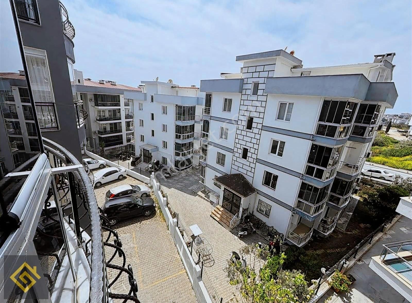 Site İçinde Fırsat Geniş Ve Ferah 3+1 Daire!