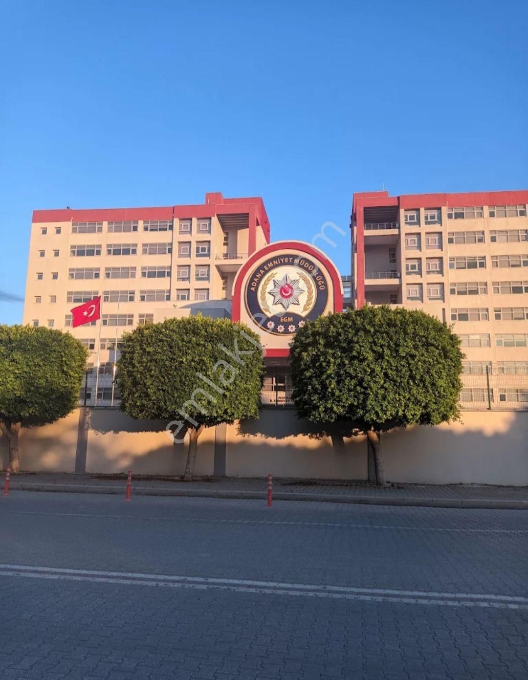 Valilik Civarı Hasarsız Full Extralı Kombili Daire