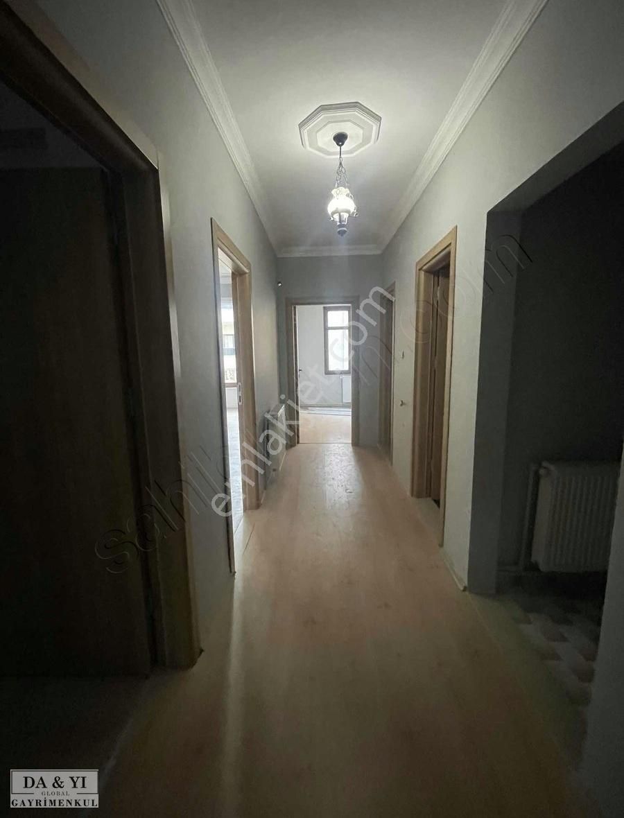 Dayı Gayrimenkülden Ardeşen Merkez'de Kiralık Daire