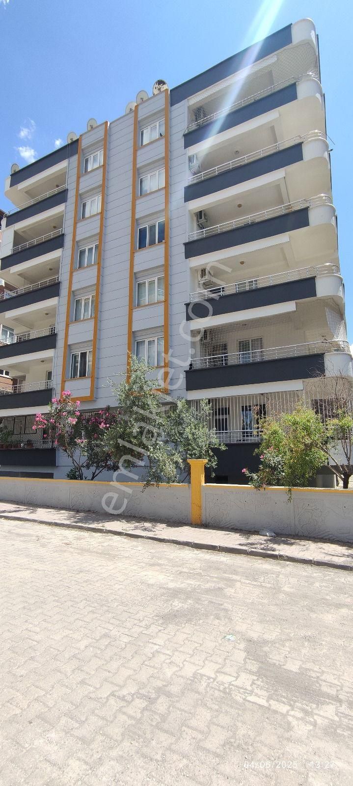 Sait Yıldız Gayrimenkul'den Satılık Daire
