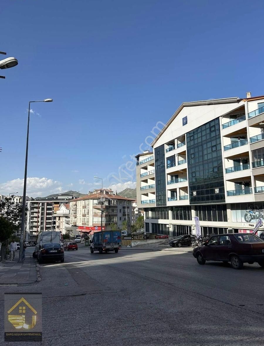 Tuzluçayır'da Yüksek Kira Getirili 2+1 100 M2 Acil Satlık Daire