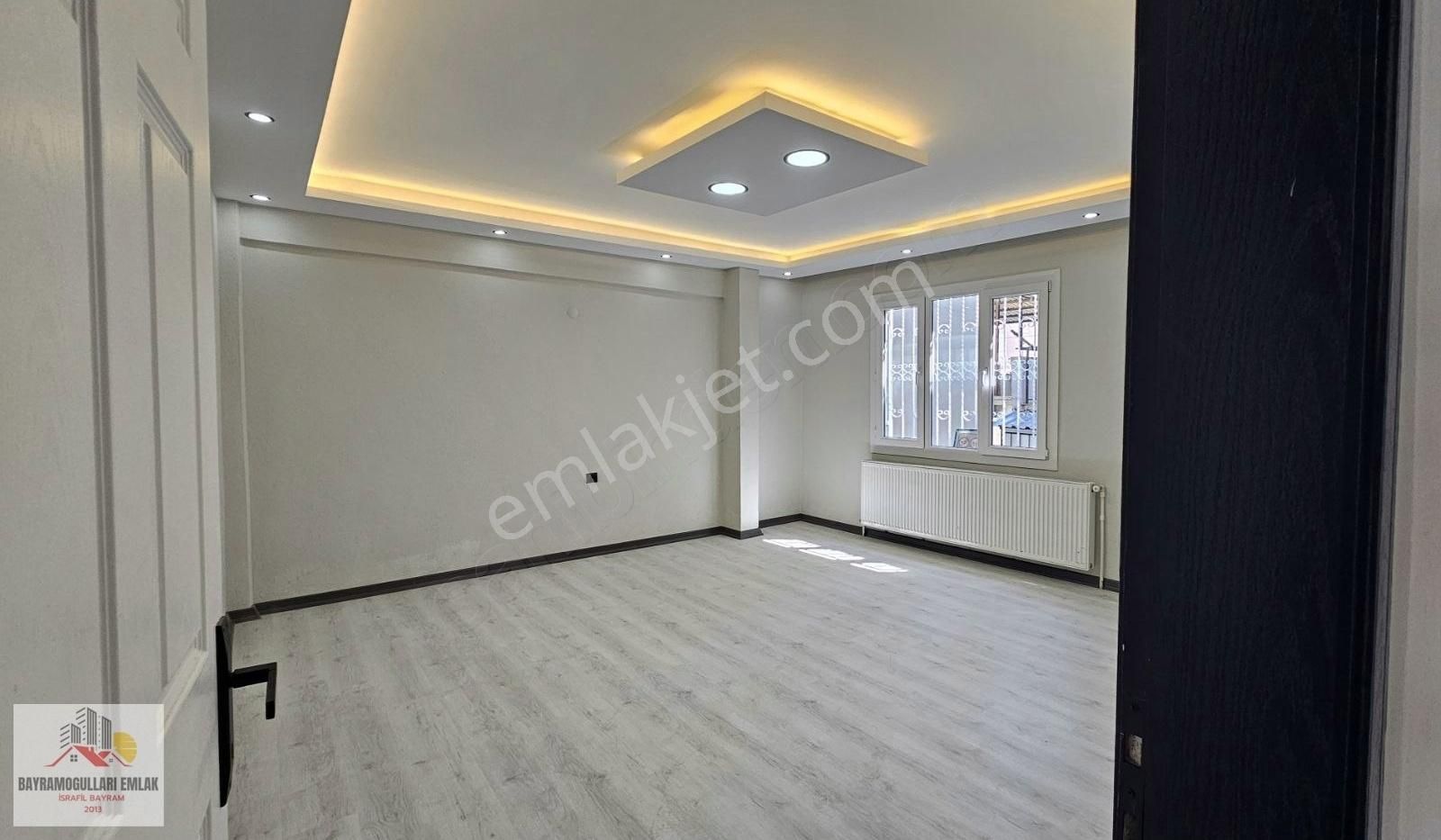 Buca M.kemal Mah İçi Ful Yapılı Ara Kat 133m2 2+1 Satılık Daire