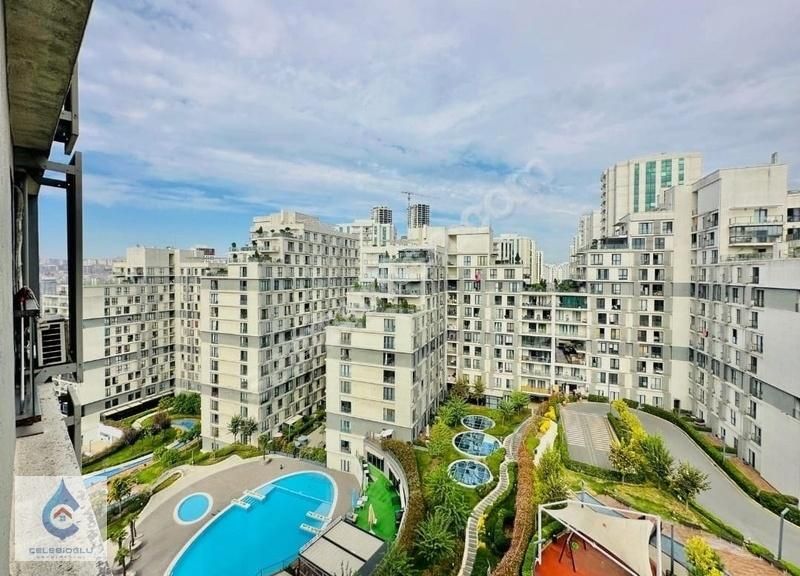 Terrace Mix Sitesinde 1+1 Teraslı Ful Eşyalı Kiralık Daıre