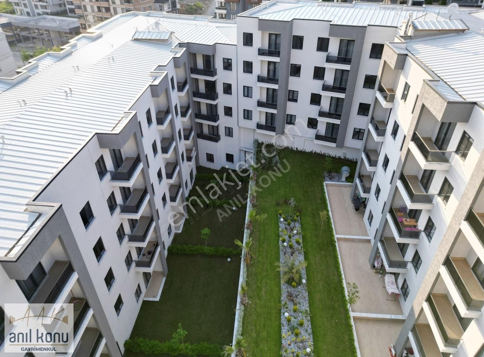 Anıl Konu'dan Dumlupınar Mah. Oruç Bulvar Sitesi Satılık Daire